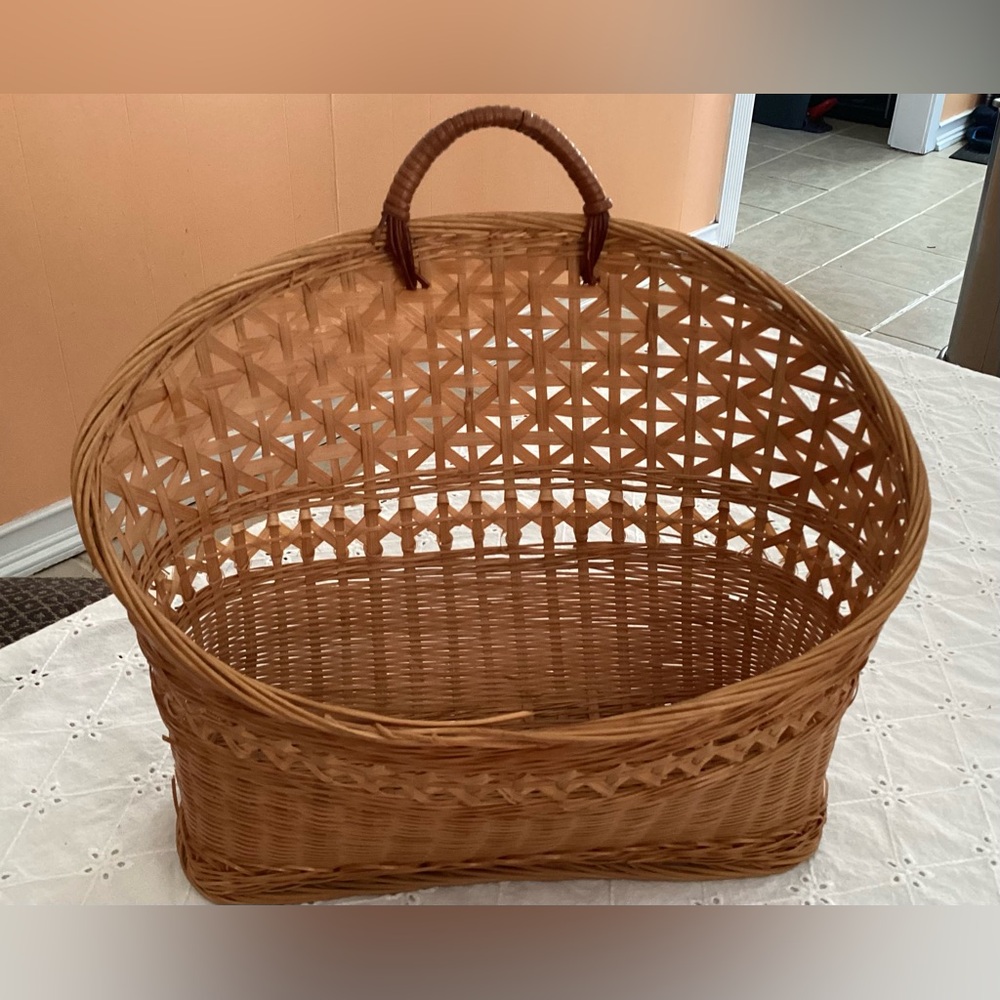 Handwoven Wicker Storage Basket with Carry Handle - Natural Brown - Picture 2 of 12